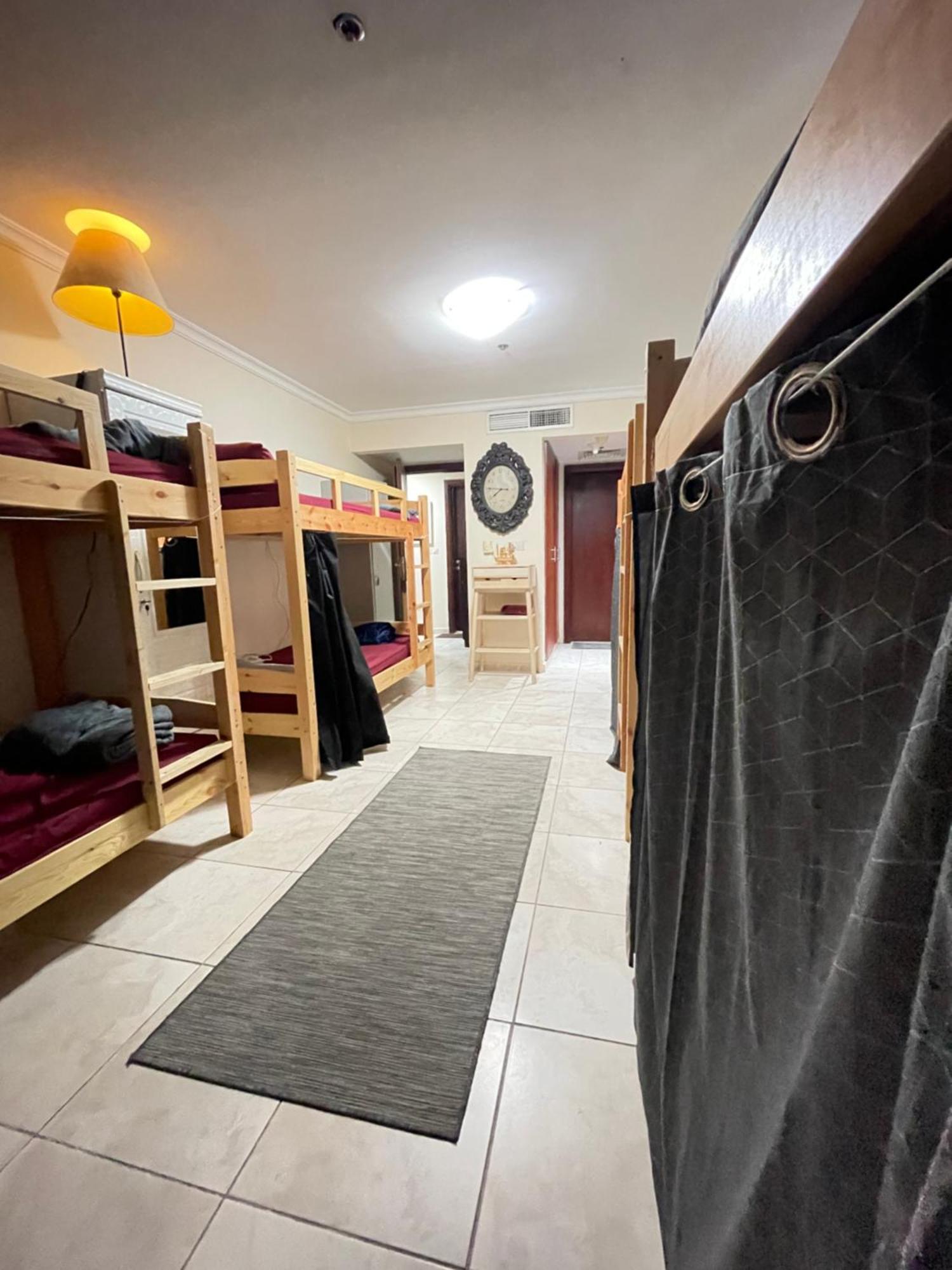 Backpackers Zone Apartment *